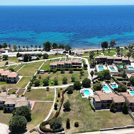 ניאה סקיוני Stigmes Villas & Suites מראה חיצוני תמונה