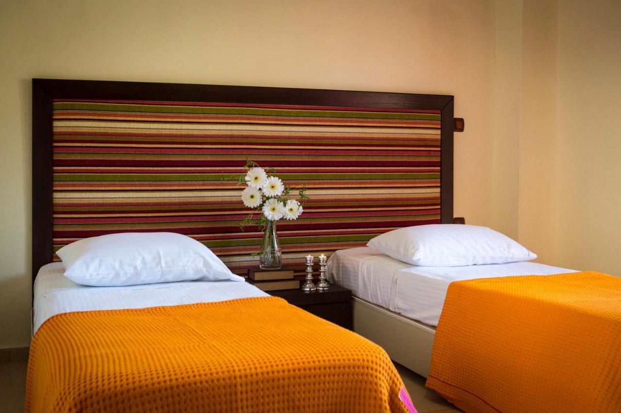 ניאה סקיוני Stigmes Villas & Suites מראה חיצוני תמונה