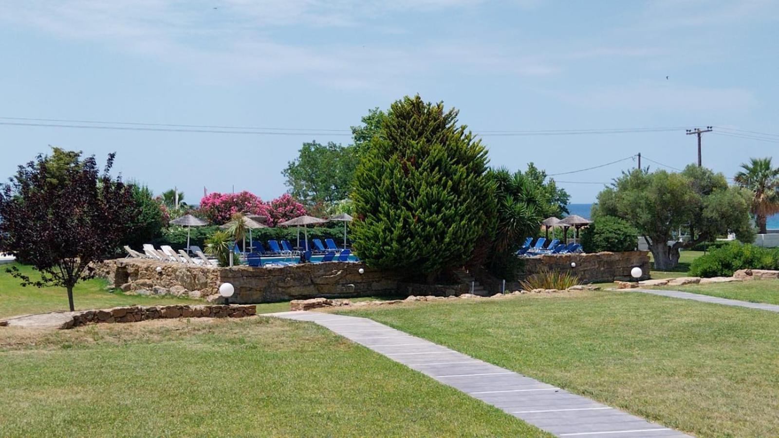 ניאה סקיוני Stigmes Villas & Suites מראה חיצוני תמונה