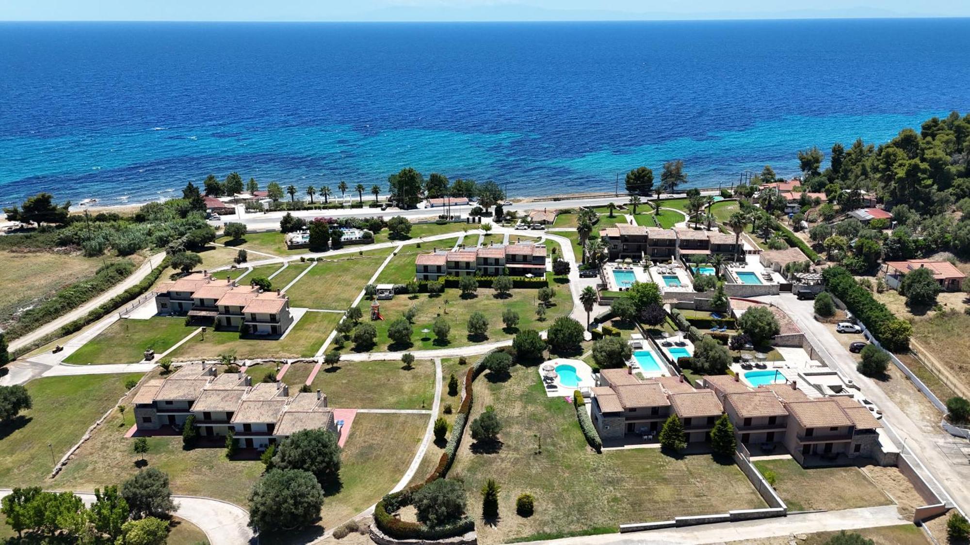 ניאה סקיוני Stigmes Villas & Suites מראה חיצוני תמונה